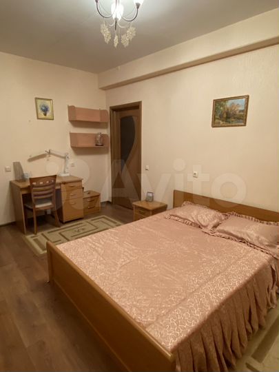 2-к. квартира, 65 м², 5/10 эт.