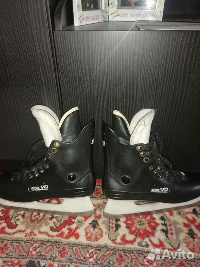 Коньки хоккейные salvo