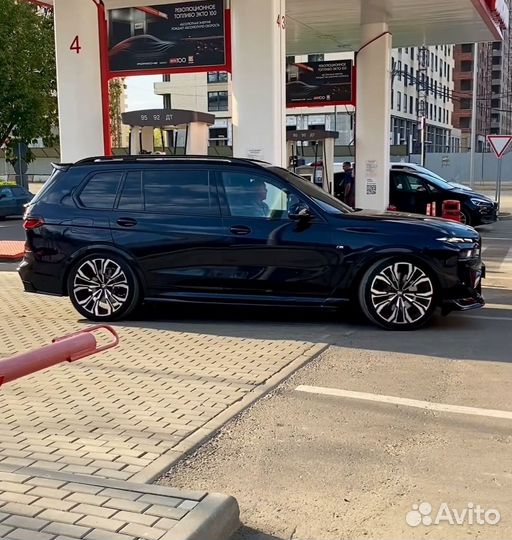 Кованые диски R22 BMW X7, X6, X5