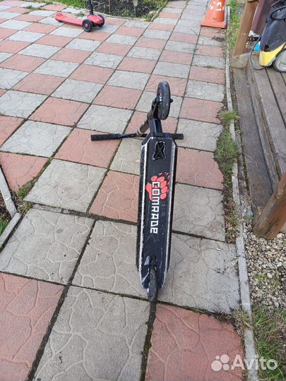 Трюковой самокат парк