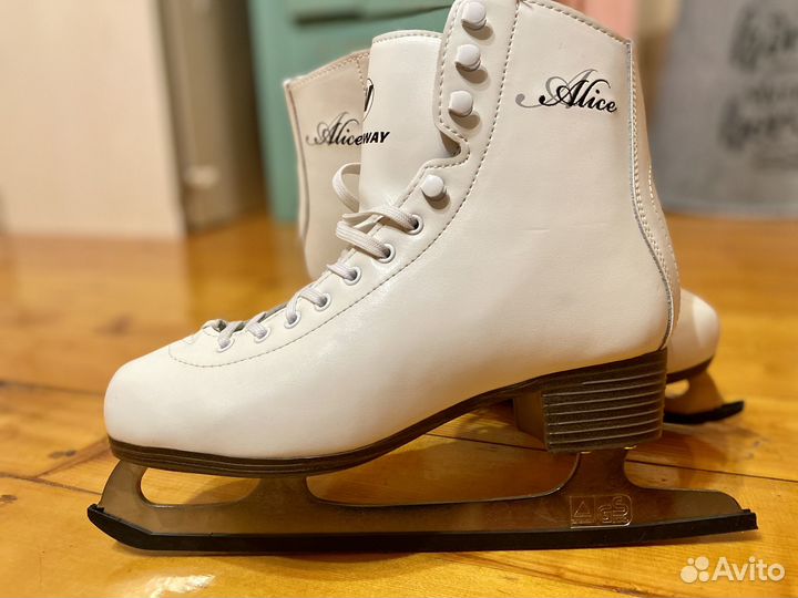 Фигурные коньки женские Nordway Alice, 39
