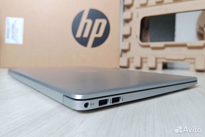 Ноутбук HP 15.6 Ryzen 5-5625U Vega7 16GB 512GB SSD
