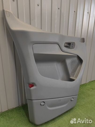 Обшивка двери передняя левая Ford Transit TTG 2.0