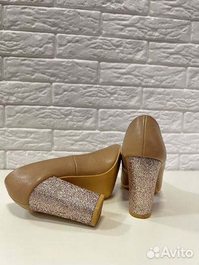 Туфли женские 35 размер бежевые
