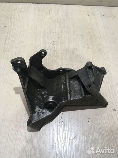 Кронштейн Гидроусилителя Ауди 100 С4