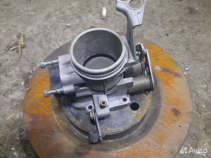 Дроссельная заслонка Bmw 3 E46 M43 194E1 (1.9)