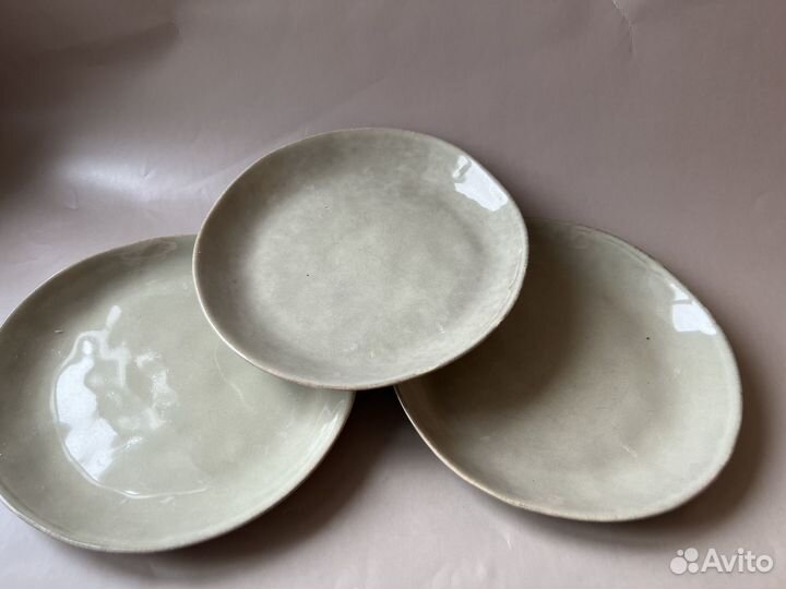 Столовый набор тарелок