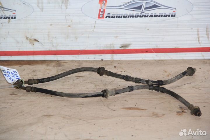 Тормозной шланг перед c Nissan Serena TC24 QR20DE