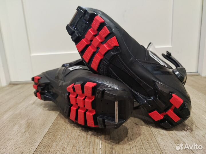 Лыжные ботинки spine concept skate