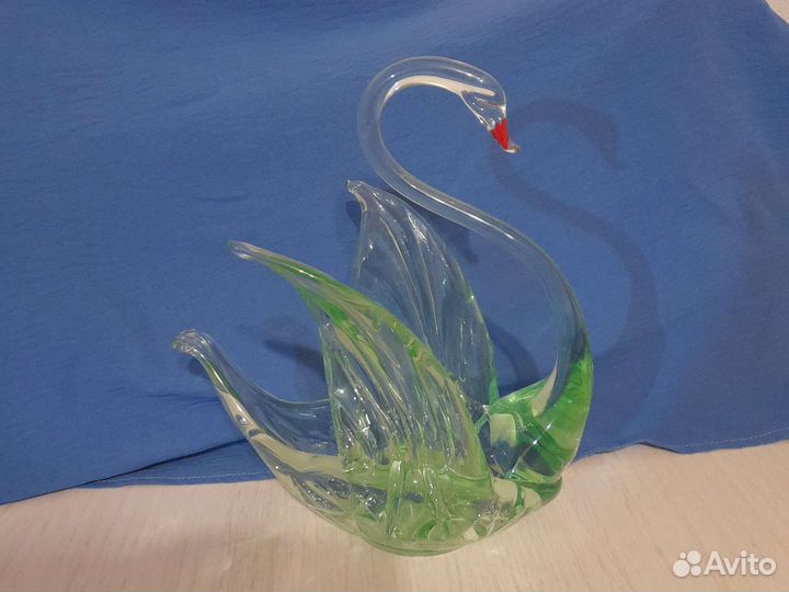 Хрустальные лебеди