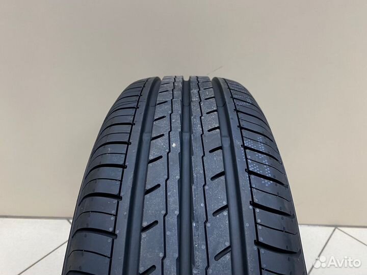 Yokohama Bluearth ES32 205/65 R16 95H