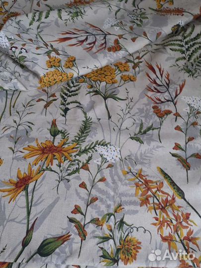 Скатерть 1,45х1,2 и шторы