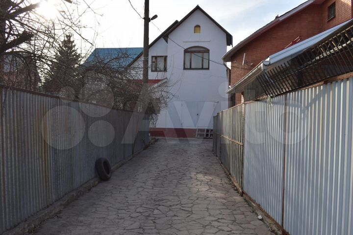 Дом 321 м² на участке 5 сот.