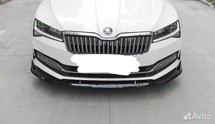 Сплиттер на передний бампер Skoda Superb 3