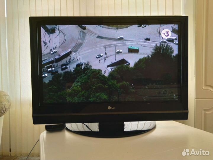 Телевизор lg 32' 32pc51