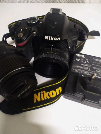 Зеркальный фотоаппарат Nikon d3200 + 2 объектива