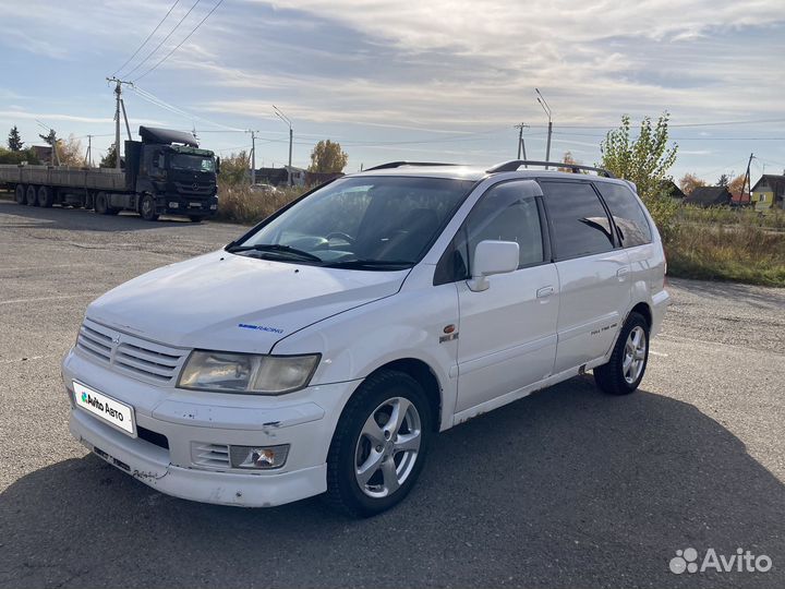 Mitsubishi Chariot 2.4 AT, 1999, 263 000 км