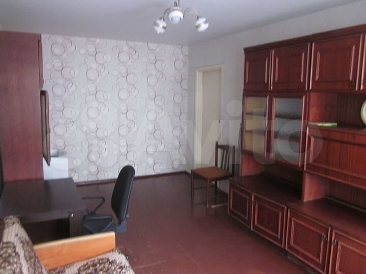 2-к. квартира, 42 м², 3/5 эт.