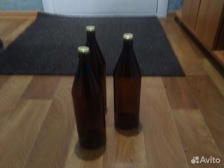 Бутылки литровые