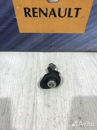 Замок багажника Renault logan