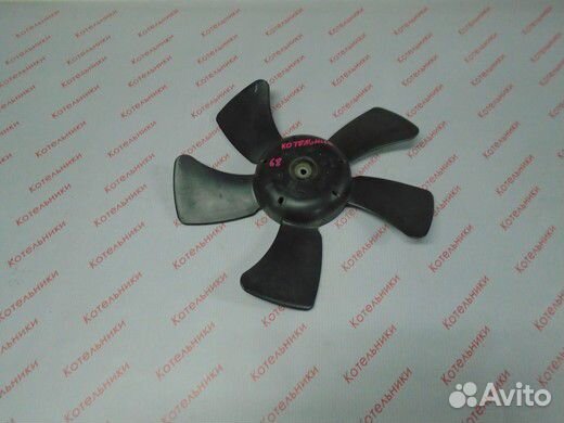 Nissan 21486-1L010 Крыльчатка вентилятора