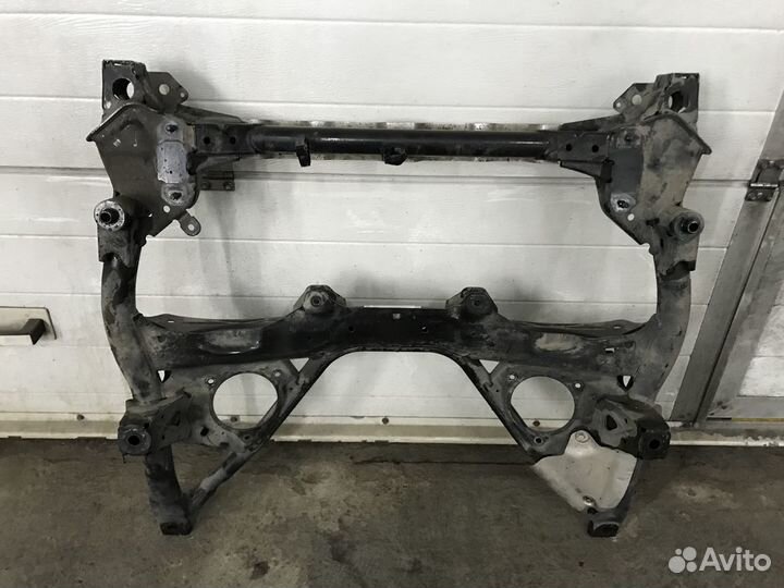 Bmw f30 передний подрамник балка