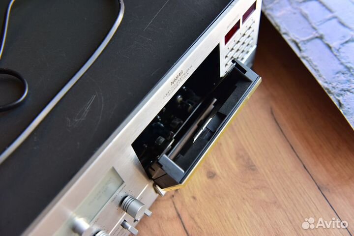 Кассетная дека Philips N5846