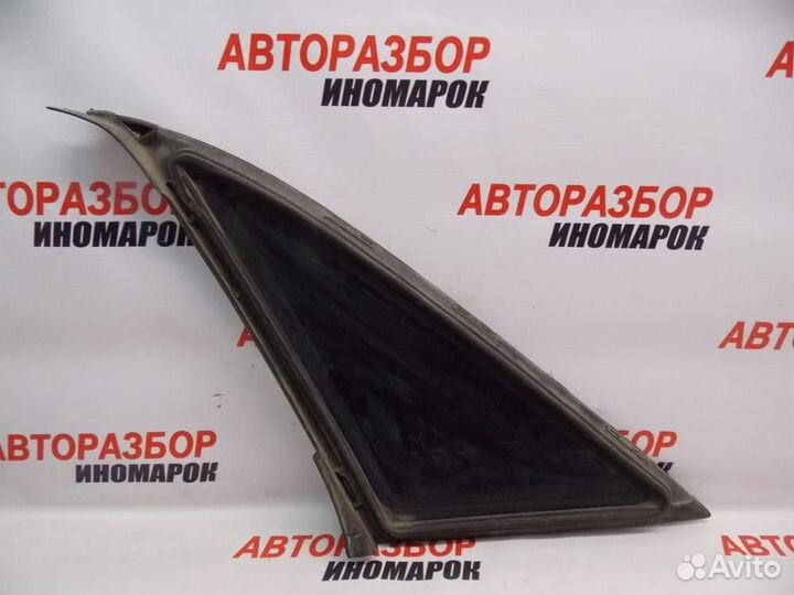 Стекло кузовное глухое правое для Audi A6 2 1997