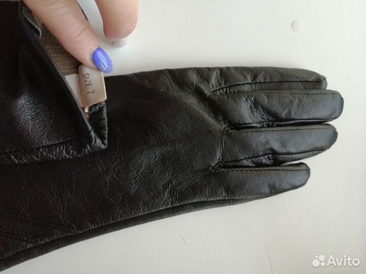 Перчатки