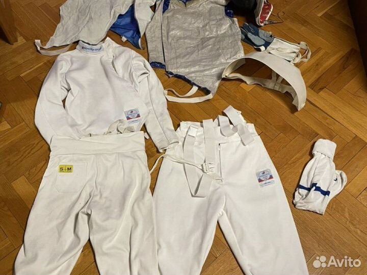 Форма для фехтования