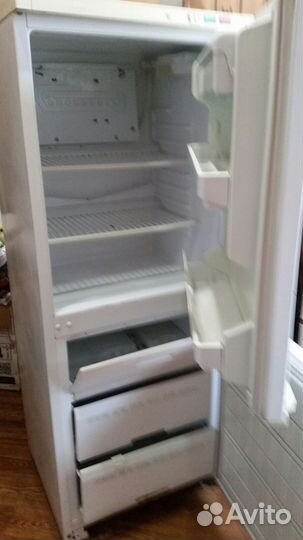 Холодильник 