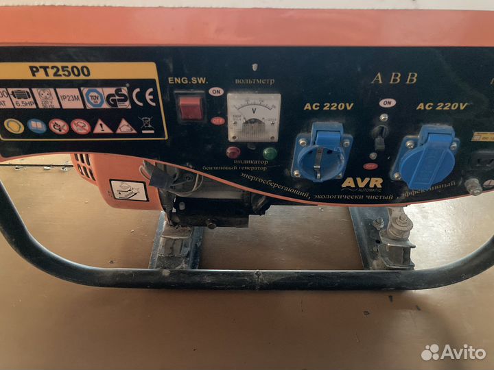 Бензиновый генератор