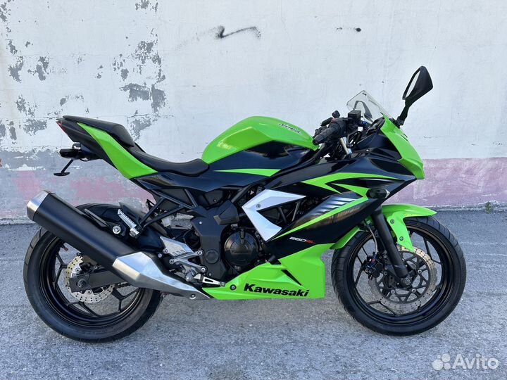 Kawasaki ninja 250 sl