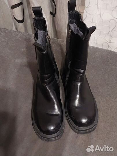 Зимние женские сапоги 38