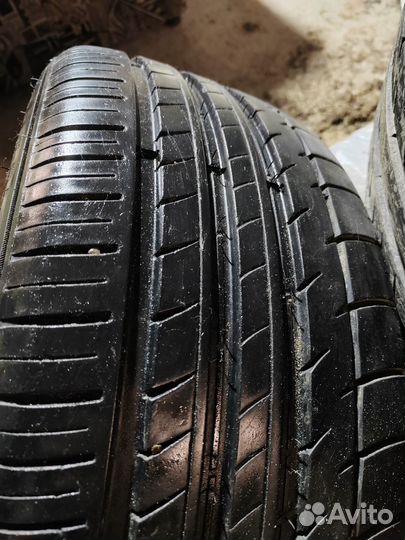 Triangle EffeXSport TH202 235/45 R18