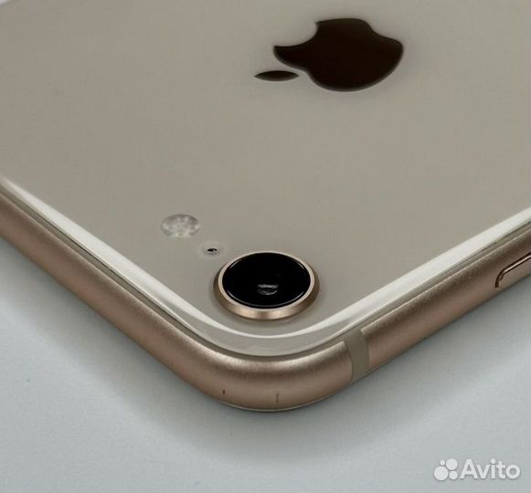 iPhone 8, 64 ГБ