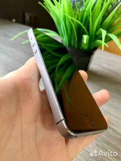 iPhone 5S, 32 ГБ