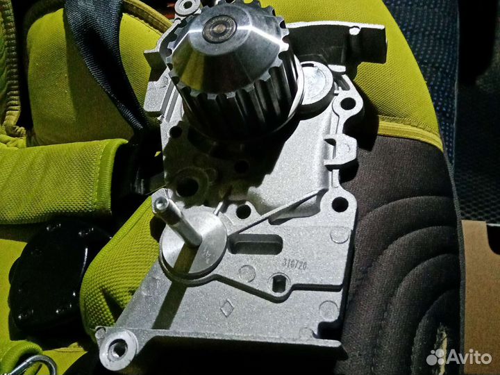 Помпа рено к4м сандеро, ларгус