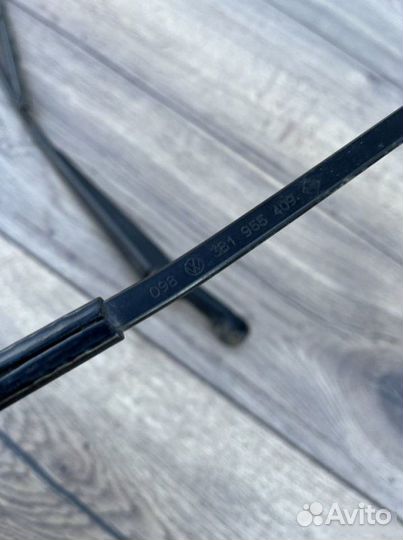 Поводки дворников Volkswagen Passat