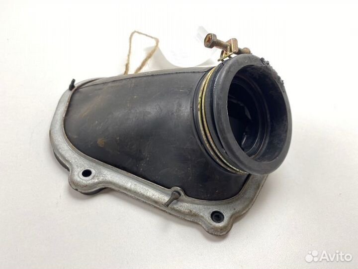 Пыльник рулевой колонки Toyota Caldina ST215G 3SGE