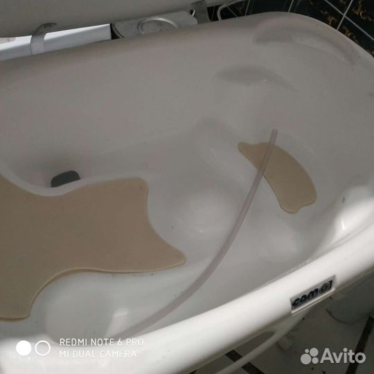 Детская ванночка с подставкой и пеленальный столик