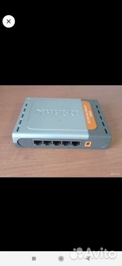 Коммутатор d link des-1005D