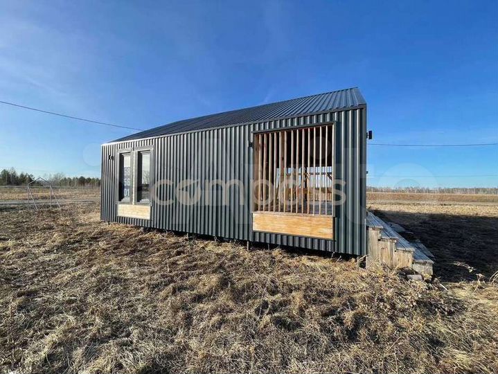 Дом 42 м² на участке 10,2 сот.