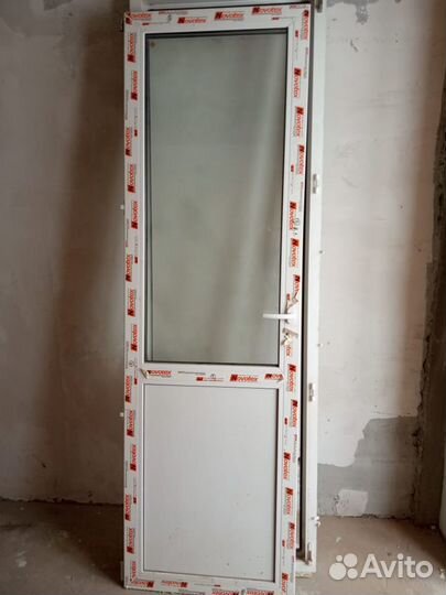 Балконная дверь