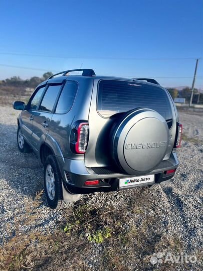 Chevrolet Niva 1.7 МТ, 2010, 200 000 км