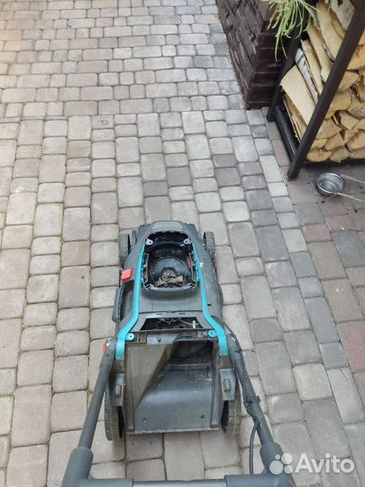 Газонокосилка бензиновая на запчасти