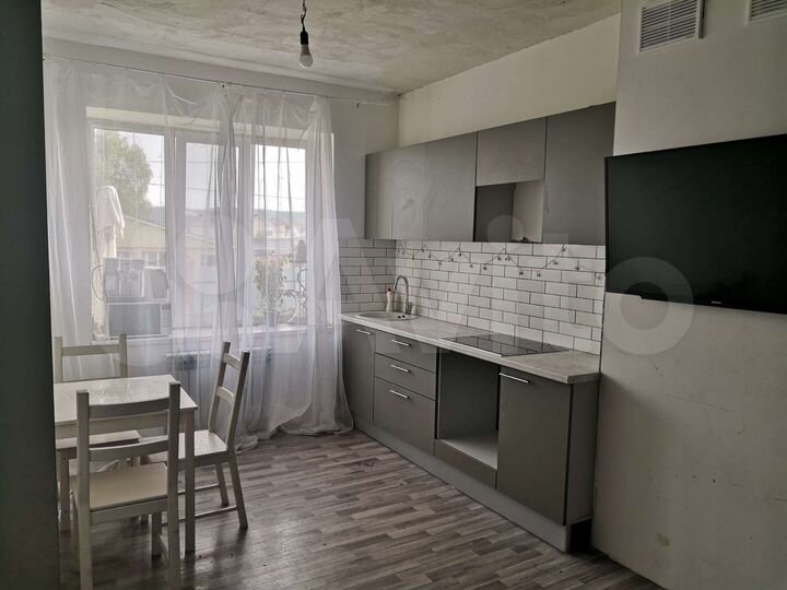 Дом 200 м² на участке 14 сот.