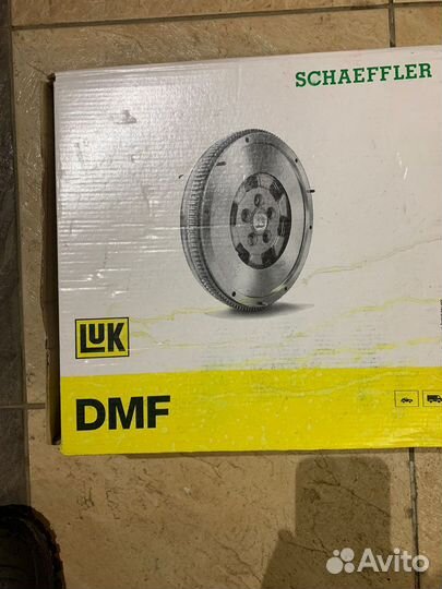 Маховик LUK 415 0506 09