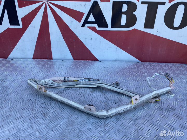 Шторка безопасности правая Volkswagen Passat CC