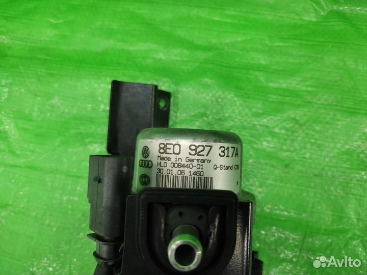 Насос вакуумный VW Touareg / Audi / Skoda